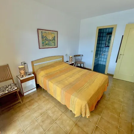 Apartment Saint Jacques A3 *